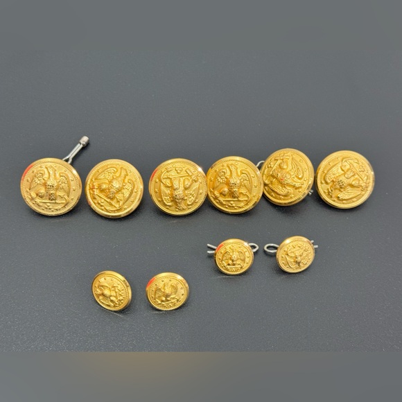 Vintage‎ Navy Gold Embossed Button Set and Bars - Picture 4 of 13
